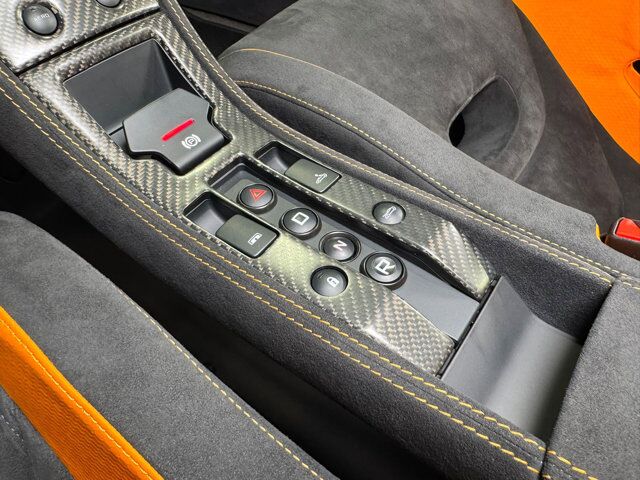 2016 McLaren 675LT Spider MSO Cerberus Pearl paint, Meridian audio system, P1 seats AND MUCH MORE!! Fort Lauderdale FL