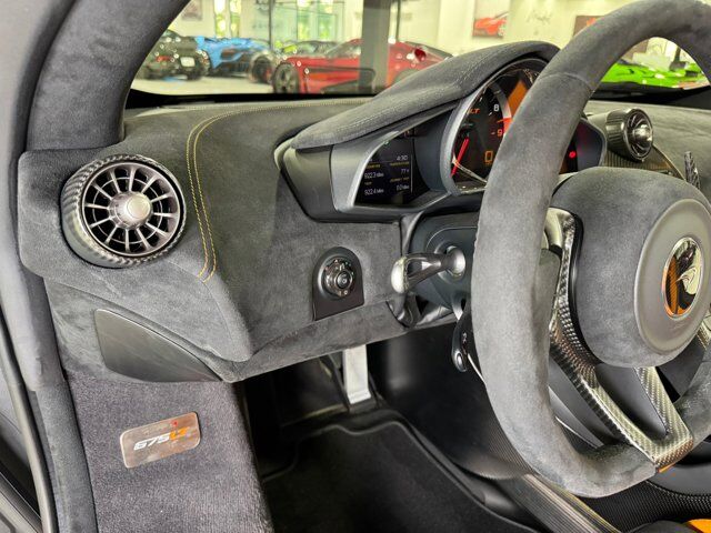 2016 McLaren 675LT Spider MSO Cerberus Pearl paint, Meridian audio system, P1 seats AND MUCH MORE!! Fort Lauderdale FL