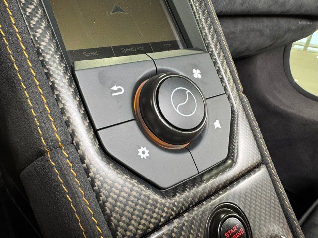 2016 McLaren 675LT Spider MSO Cerberus Pearl paint, Meridian audio system, P1 seats AND MUCH MORE!! Fort Lauderdale FL