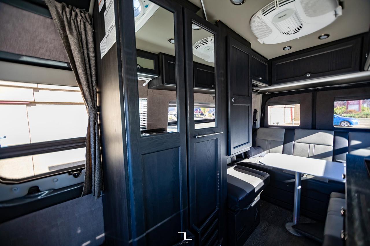 2016 Mercedes-Benz 2500 4x4 Road Trek Agile SS Diesel Red Deer AB