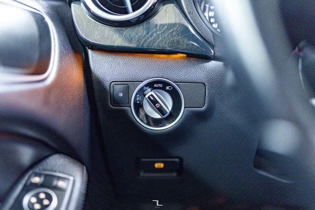 2016 Mercedes-Benz B-250 4Matic Sports Tourer Leather Nav BCam Red Deer AB