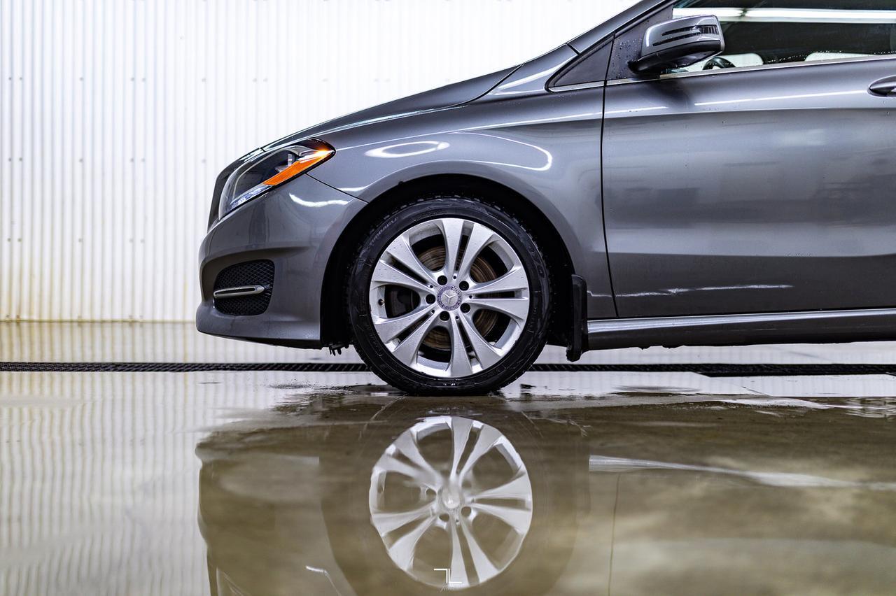 2016 Mercedes-Benz B-250 4Matic Sports Tourer Leather Nav BCam Red Deer AB