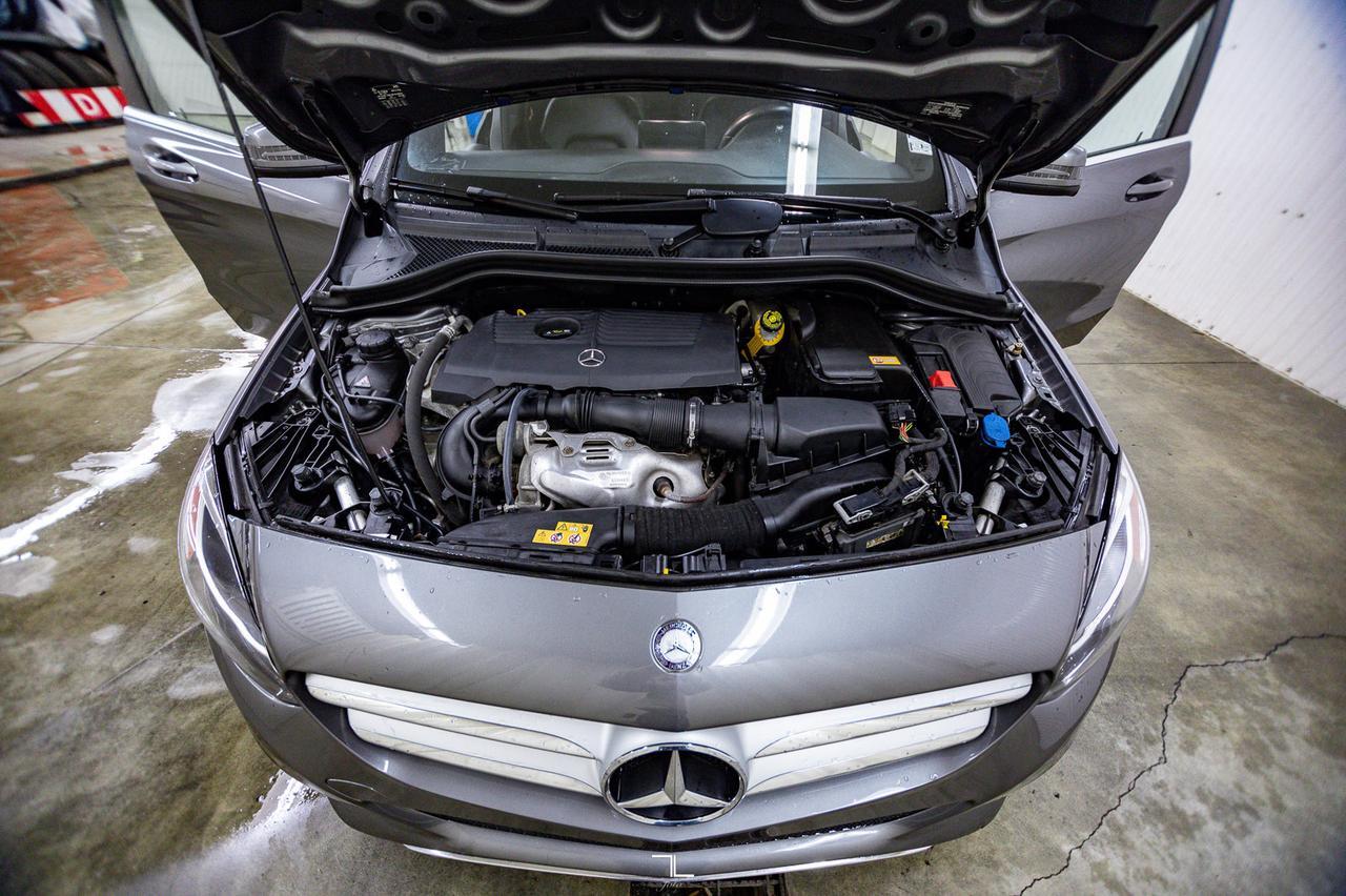 2016 Mercedes-Benz B-250 4Matic Sports Tourer Leather Nav BCam Red Deer AB