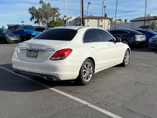 2016 Mercedes-Benz C 300 Sport