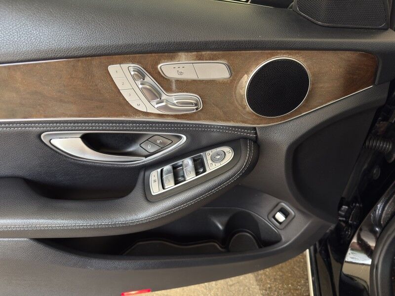 2016 Mercedes-Benz C-Class C 300 4MATIC Arlington VA