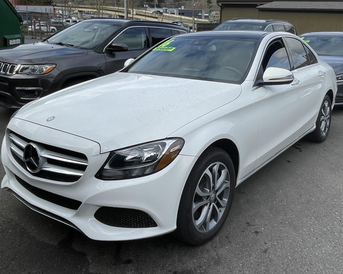 2016 Mercedes-Benz C-Class C 300 4MATIC Sedan 4D