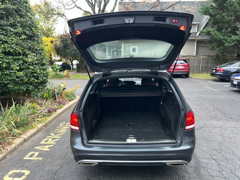 2016 Mercedes-Benz E-Class E 350 Sport 4MATIC Wagon w/ AMG Sport Package Arlington VA