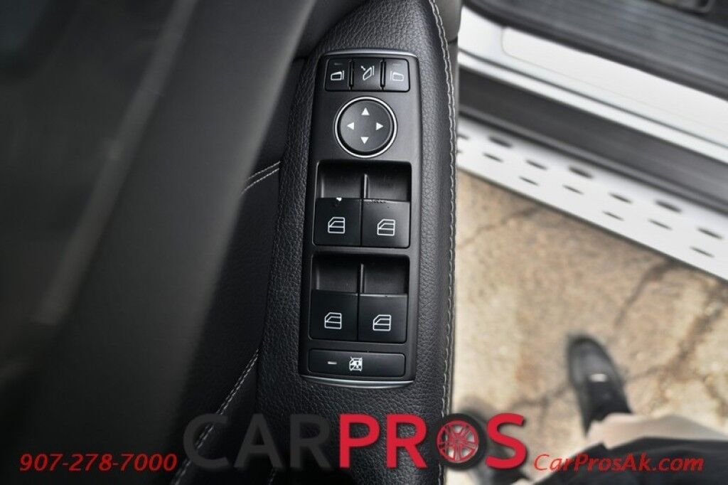 2016 Mercedes-Benz GL 450 Premium Package - All Wheel Drive - Front / Rear Heated Leather Seats - Panoramic Sunroof - Harman/Kardon Speakers - 3rd Row Seating - Tow Package - Bi-Xenon Headlights - Blind Spot Assist Anchorage AK