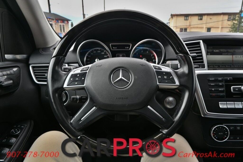 2016 Mercedes-Benz GL 450 Premium Package - All Wheel Drive - Front / Rear Heated Leather Seats - Panoramic Sunroof - Harman/Kardon Speakers - 3rd Row Seating - Tow Package - Bi-Xenon Headlights - Blind Spot Assist Anchorage AK