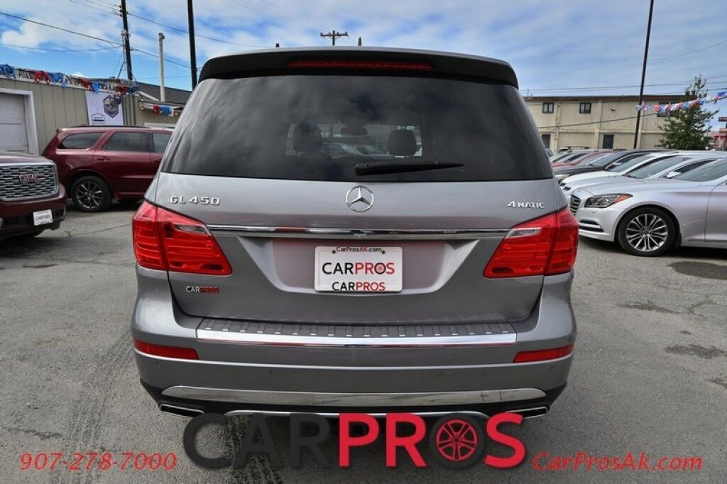 2016 Mercedes-Benz GL 450 Premium Package - All Wheel Drive - Front / Rear Heated Leather Seats - Panoramic Sunroof - Harman/Kardon Speakers - 3rd Row Seating - Tow Package - Bi-Xenon Headlights - Blind Spot Assist Anchorage AK