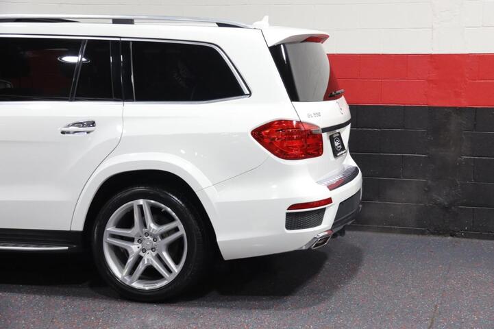 2016 Mercedes-Benz GL550 4-Matic AMG Sport 4dr Suv Chicago IL