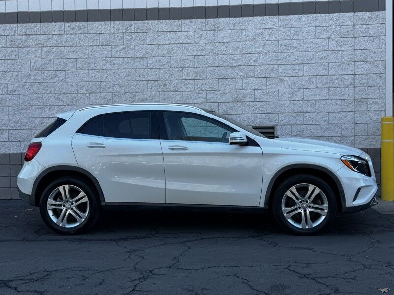 2016 Mercedes-Benz GLA250 4Matic Willow Grove PA
