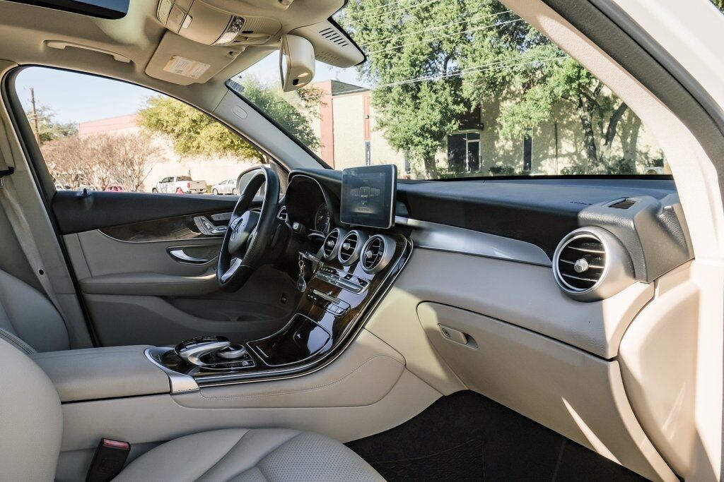 2016 Mercedes-Benz GLC GLC 300 Carrollton TX