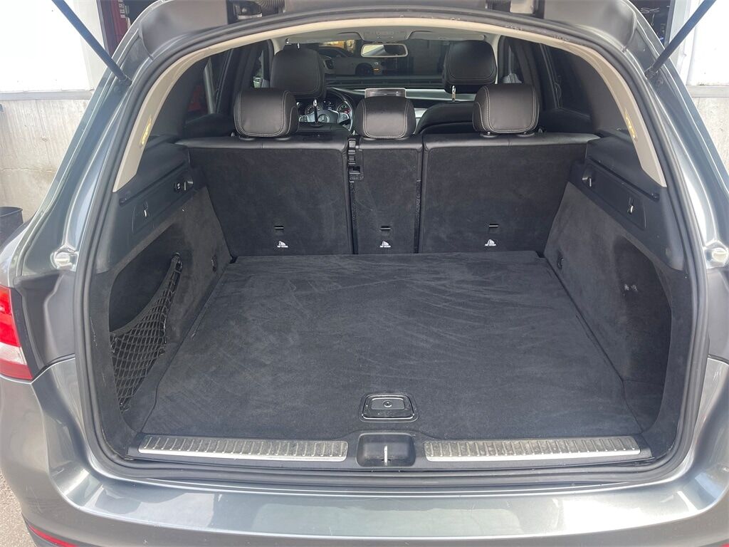 2016 Mercedes-Benz GLC GLC 300 Orange MA