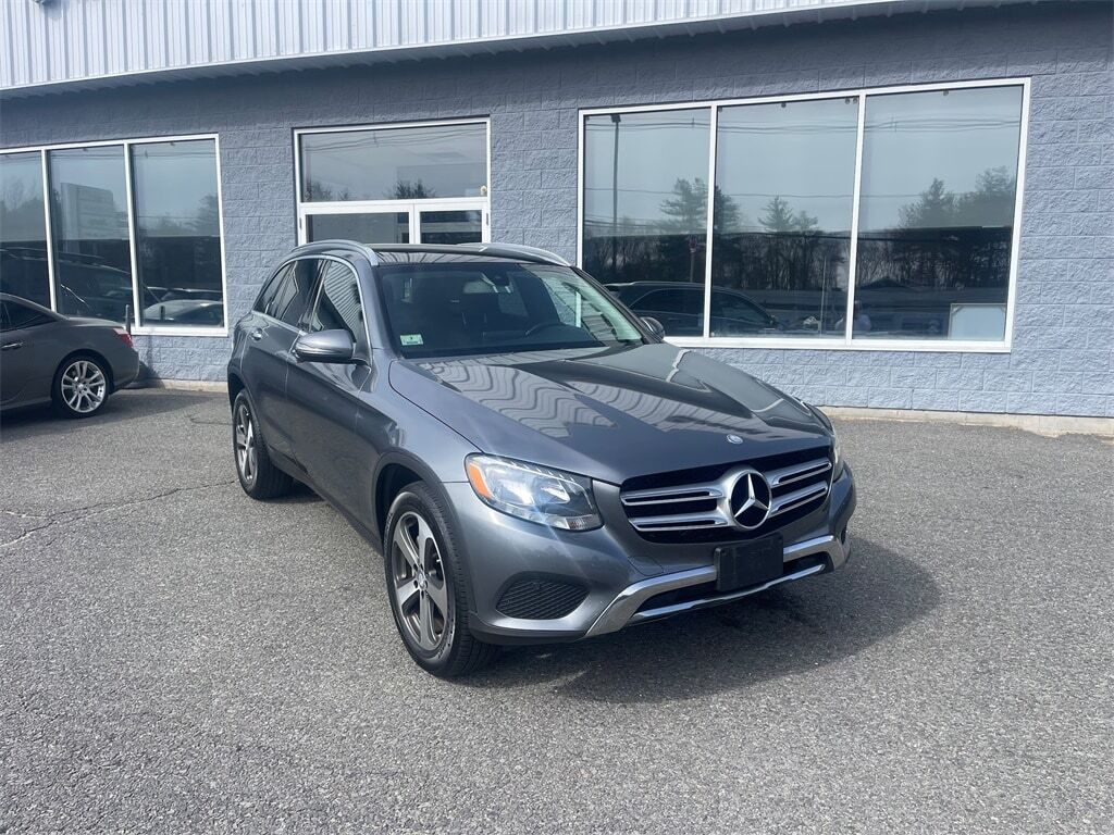 2016 Mercedes-Benz GLC GLC 300 Orange MA
