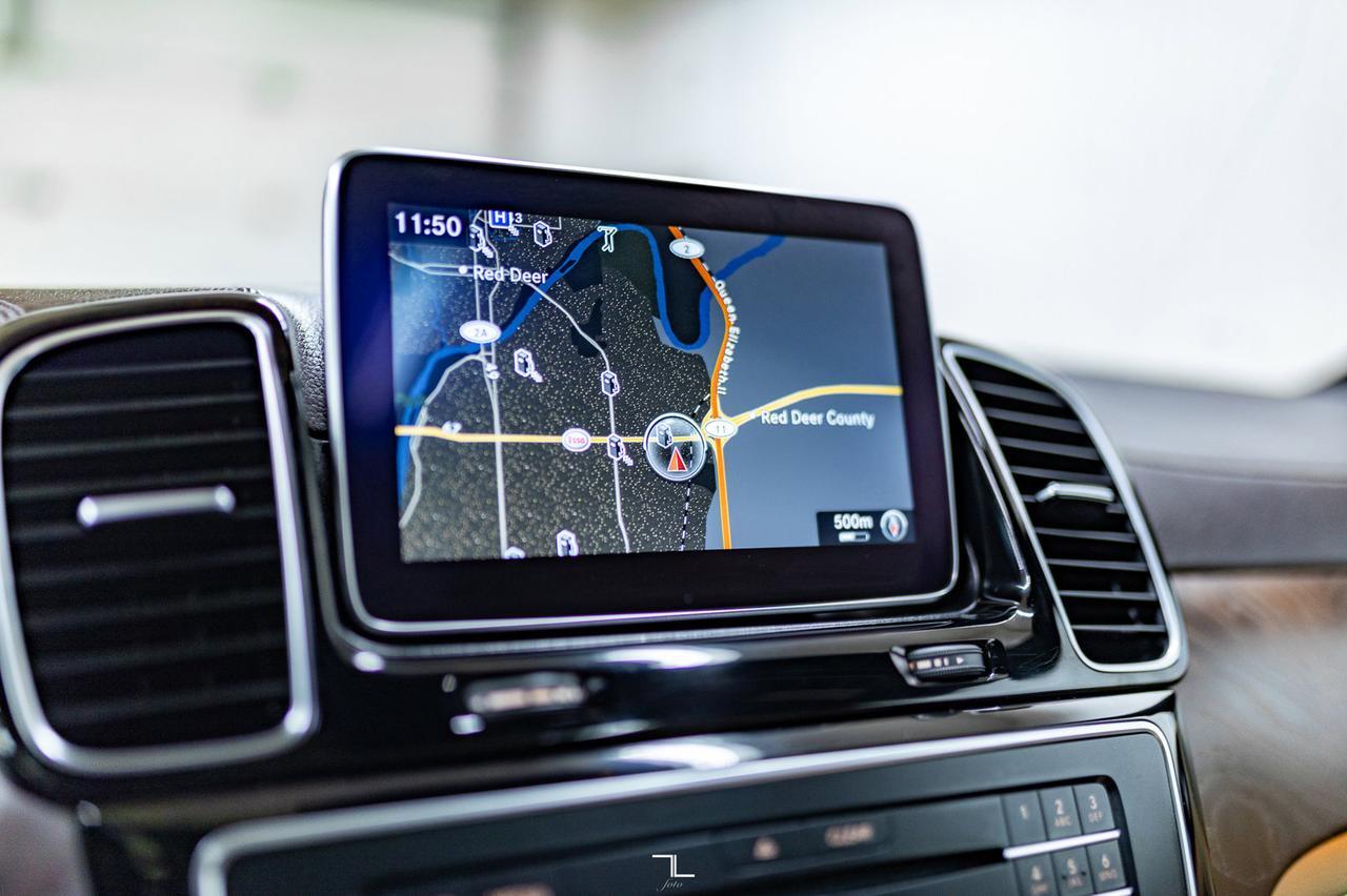 2016 Mercedes-Benz GLE 350d 4Matic Diesel Leather Roof Nav BCam Red Deer AB