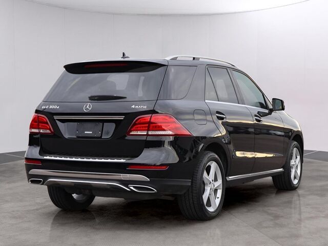 2016 Mercedes-Benz GLE GLE 300d Oshkosh WI 2016 Mercedes-Benz GLE GLE 300d Oshkosh WI