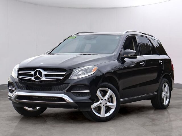 2016 Mercedes-Benz GLE GLE 300d Oshkosh WI 2016 Mercedes-Benz GLE GLE 300d Oshkosh WI