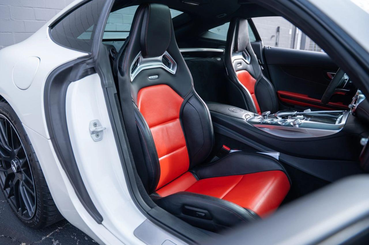 2016 Mercedes-Benz Mercedes-AMG GT