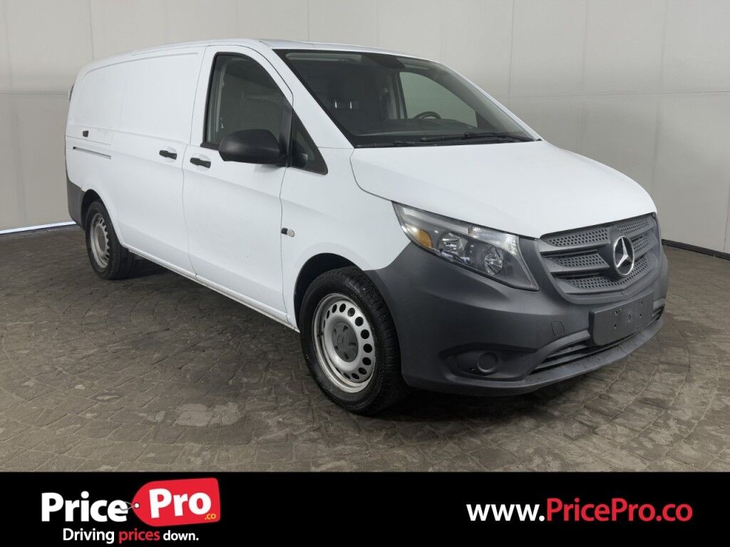 2016 Mercedes-Benz Metris Cargo Van RWD Maumee OH