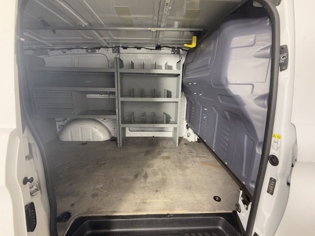 2016 Mercedes-Benz Metris Cargo Van RWD Maumee OH