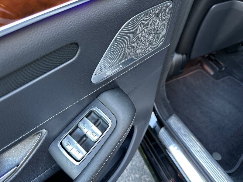 2016 Mercedes-Benz S-Class S 550 4MATIC Sedan AWD/4WD w/ Sport Package Arlington VA