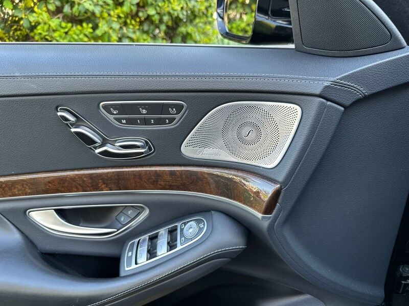 2016 Mercedes-Benz S-Class S 550 4MATIC Sedan AWD/4WD w/ Sport Package Arlington VA