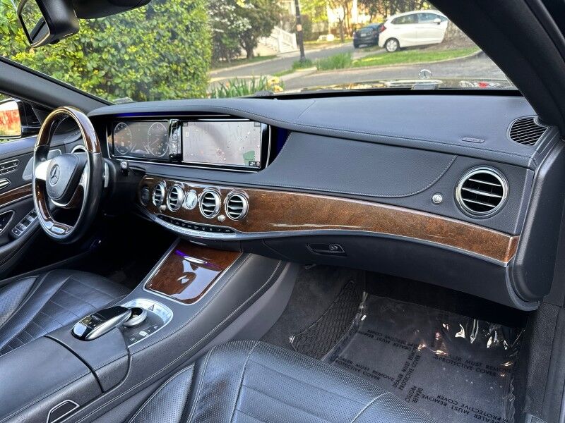 2016 Mercedes-Benz S-Class S 550 4MATIC Sedan AWD/4WD w/ Sport Package Arlington VA