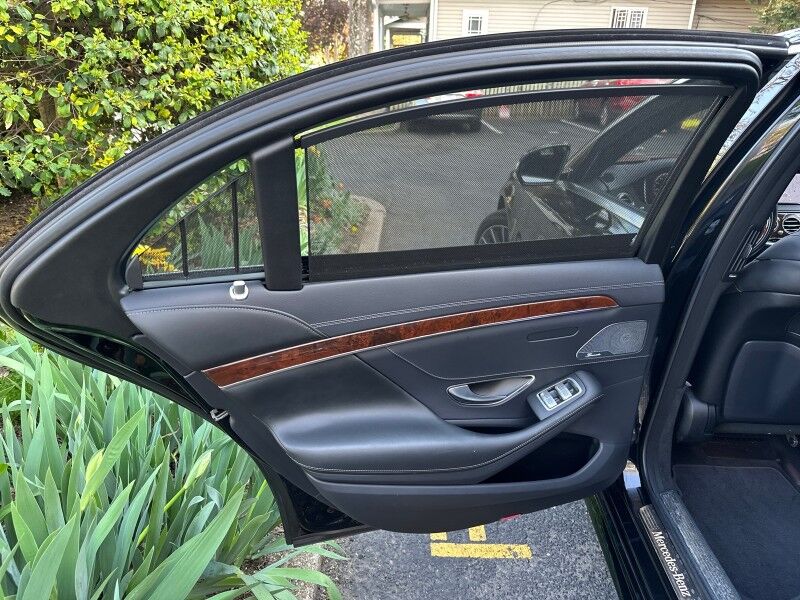 2016 Mercedes-Benz S-Class S 550 4MATIC Sedan AWD/4WD w/ Sport Package Arlington VA