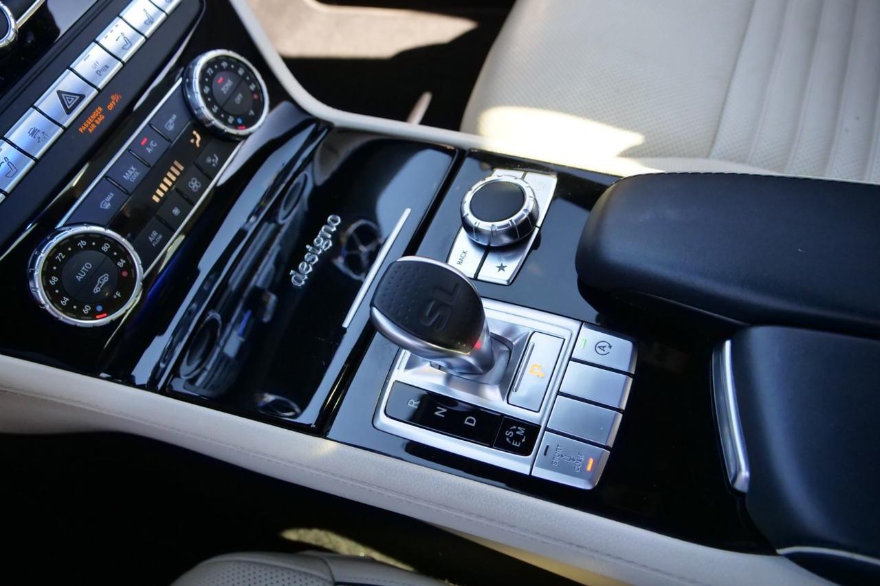 2016 Mercedes-Benz SL 550 Roadster / Magic Sky Control Roof / Massage Seats! Lincolnton NC