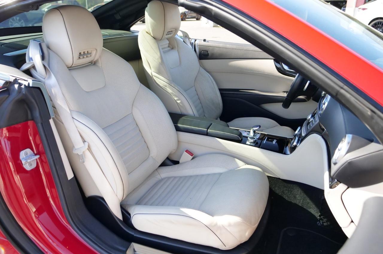 2016 Mercedes-Benz SL 550 Roadster / Magic Sky Control Roof / Massage Seats! Lincolnton NC