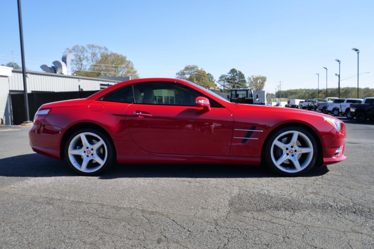 2016 Mercedes-Benz SL 550 Roadster / Magic Sky Control Roof / Massage Seats! Lincolnton NC