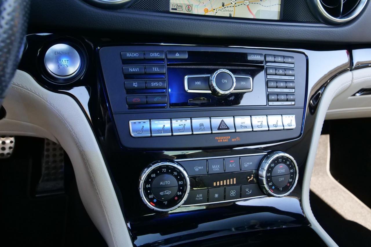 2016 Mercedes-Benz SL 550 Roadster / Magic Sky Control Roof / Massage Seats! Lincolnton NC