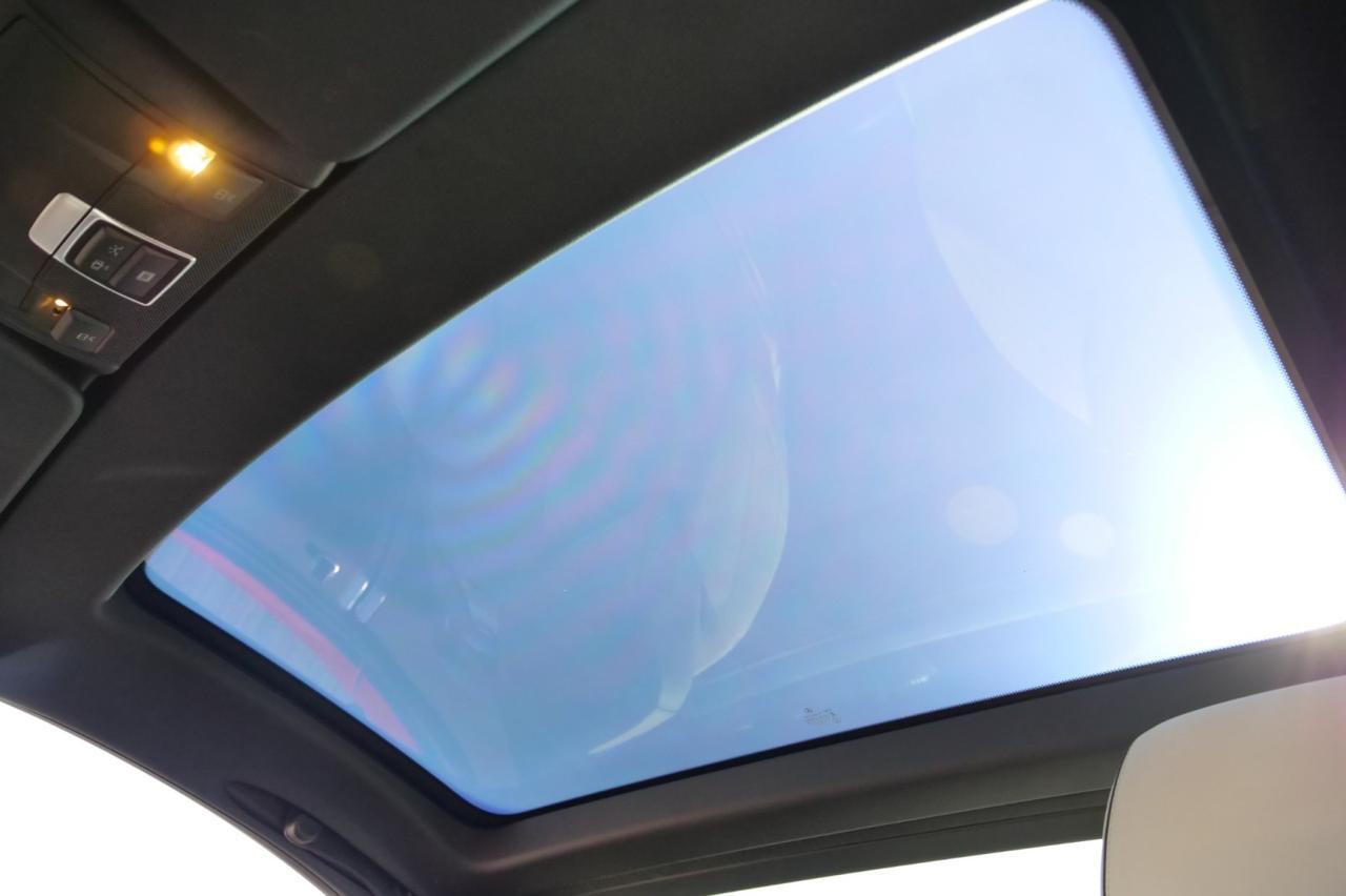 2016 Mercedes-Benz SL 550 Roadster / Magic Sky Control Roof / Massage Seats! Lincolnton NC