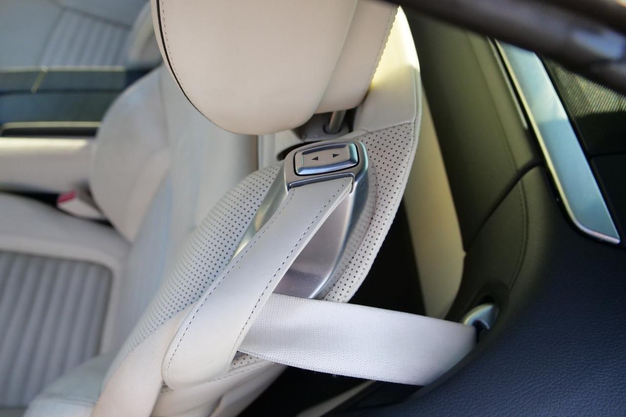 2016 Mercedes-Benz SL 550 Roadster / Magic Sky Control Roof / Massage Seats! Lincolnton NC