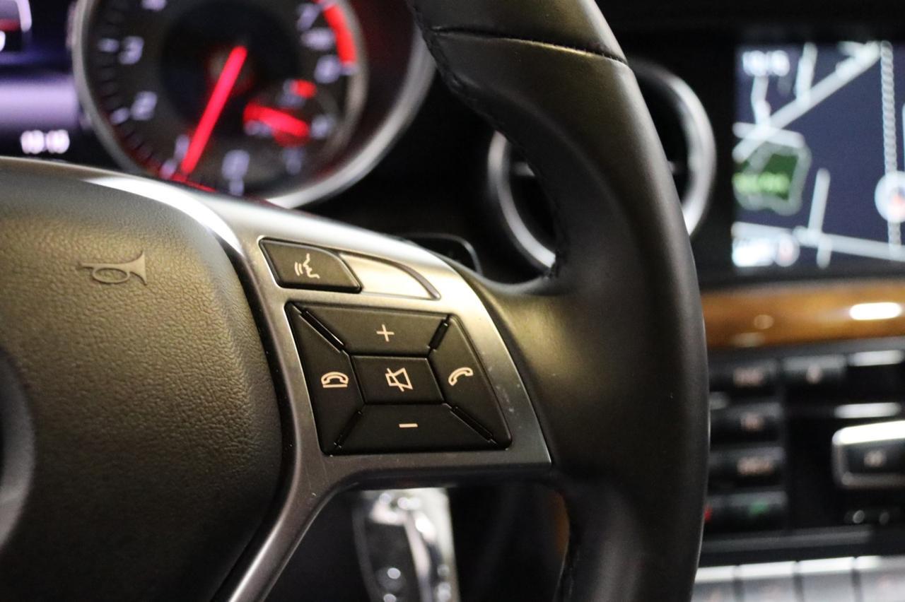 2016 Mercedes-Benz SLK 300 2dr Roadster Skokie IL