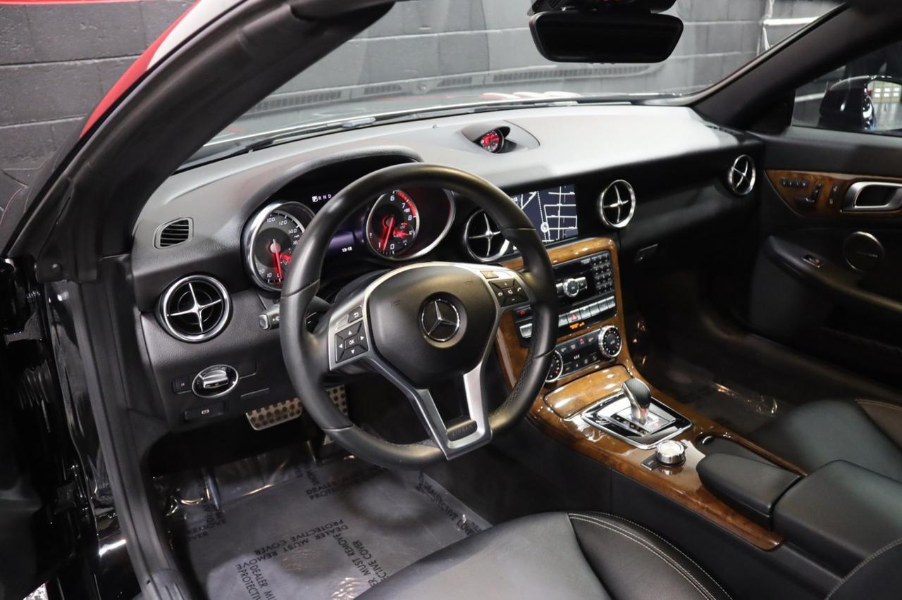 2016 Mercedes-Benz SLK 300 2dr Roadster Skokie IL