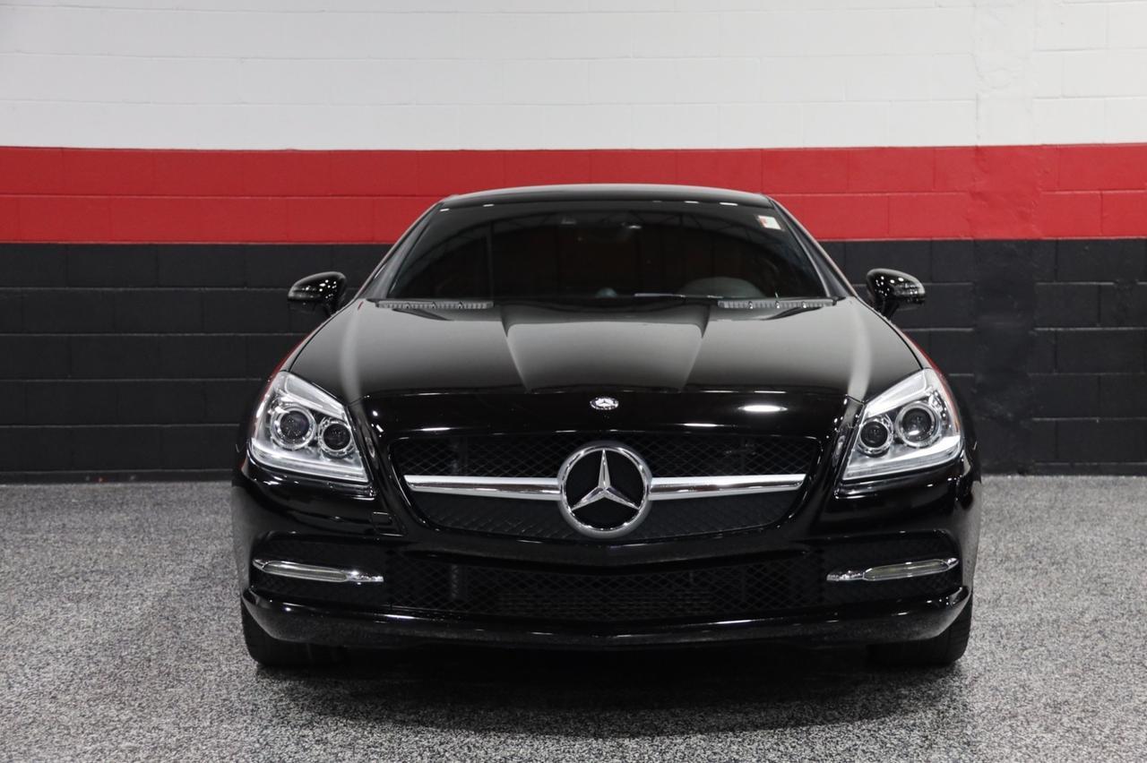 2016 Mercedes-Benz SLK 300 2dr Roadster Skokie IL