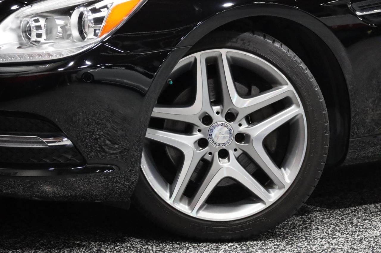 2016 Mercedes-Benz SLK 300 2dr Roadster Skokie IL