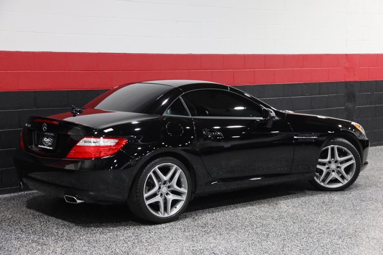 2016 Mercedes-Benz SLK 300 2dr Roadster Skokie IL