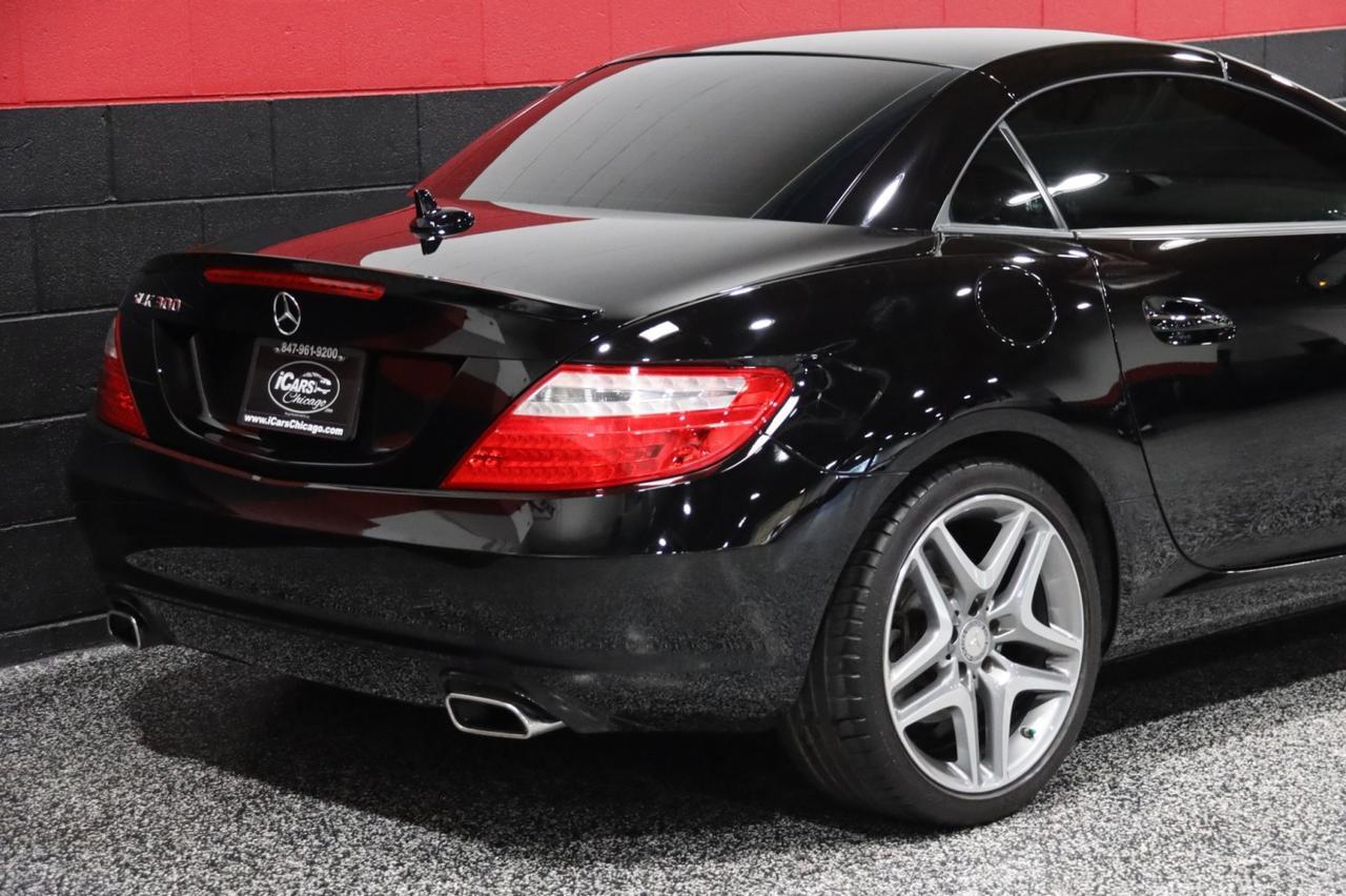 2016 Mercedes-Benz SLK 300 2dr Roadster Skokie IL