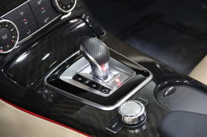 2016 Mercedes-Benz SLK 300 AMG Sport 2dr Roadster Chicago IL