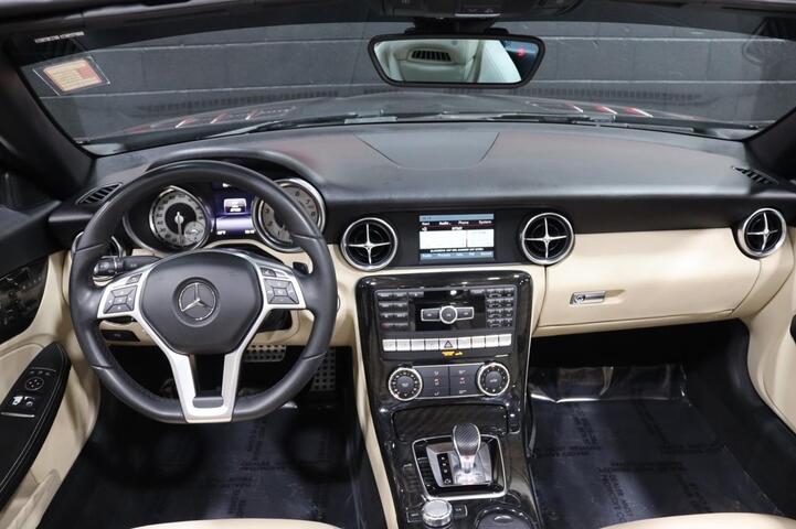 2016 Mercedes-Benz SLK 300 AMG Sport 2dr Roadster Chicago IL