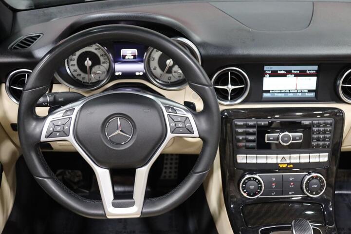 2016 Mercedes-Benz SLK 300 AMG Sport 2dr Roadster Chicago IL