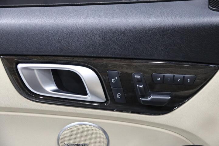 2016 Mercedes-Benz SLK 300 AMG Sport 2dr Roadster Chicago IL