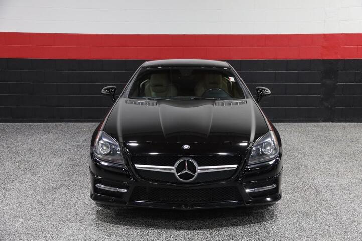 2016 Mercedes-Benz SLK 300 AMG Sport 2dr Roadster Chicago IL
