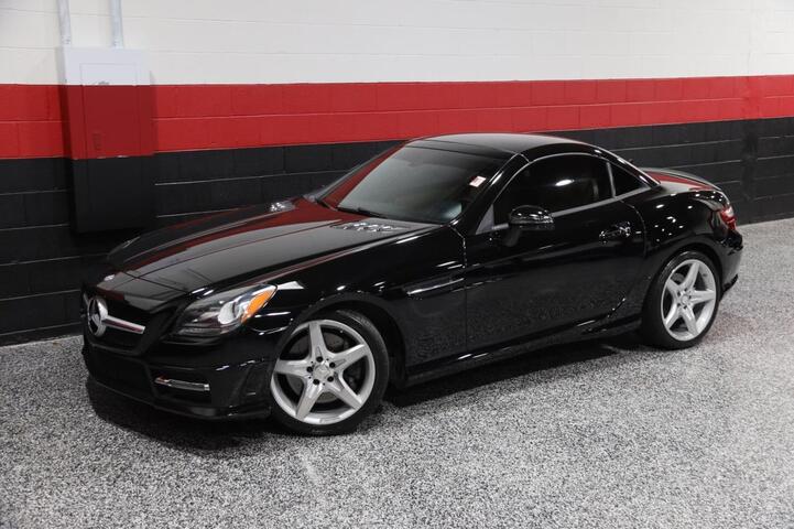 2016 Mercedes-Benz SLK 300 AMG Sport 2dr Roadster Chicago IL
