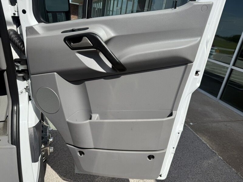 2016 Mercedes-Benz Sprinter 3500 DRW Cargo Van Bucket Truck Collinsville OK