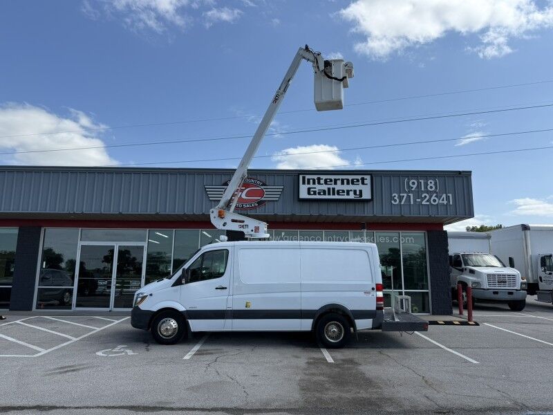 2016 Mercedes-Benz Sprinter 3500 DRW Cargo Van Bucket Truck Collinsville OK