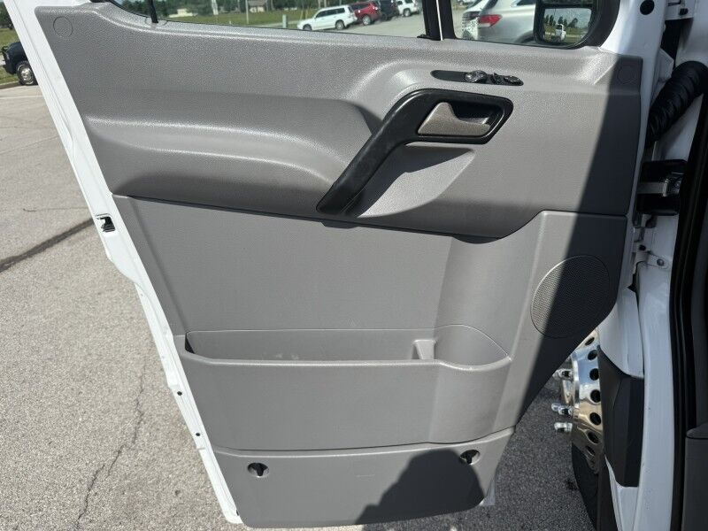 2016 Mercedes-Benz Sprinter 3500 DRW Cargo Van Bucket Truck Collinsville OK